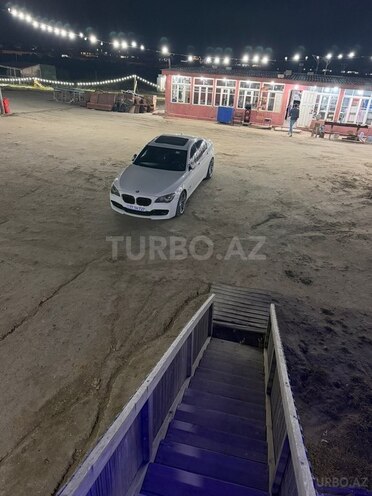 BMW 740-8