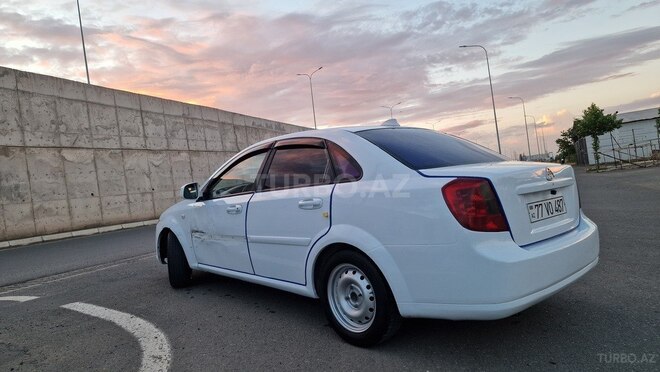 Daewoo Gentra-6