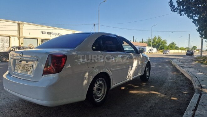 Daewoo Gentra-8