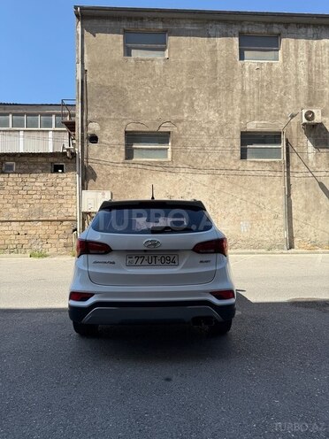 Hyundai Santa Fe-3