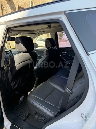 Hyundai Santa Fe-11