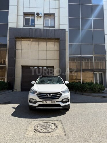 Hyundai Santa Fe-1