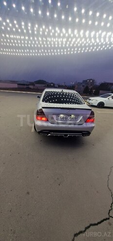 Mercedes E 220-5