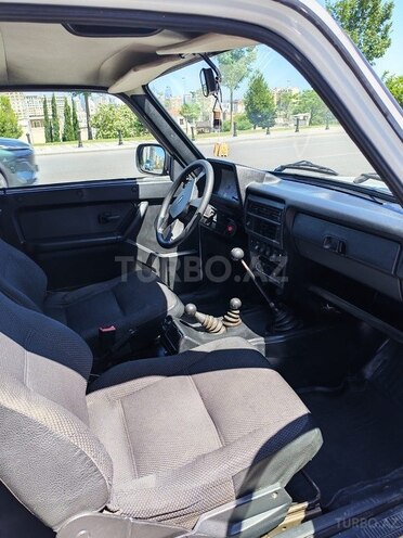 LADA (VAZ) Niva-4