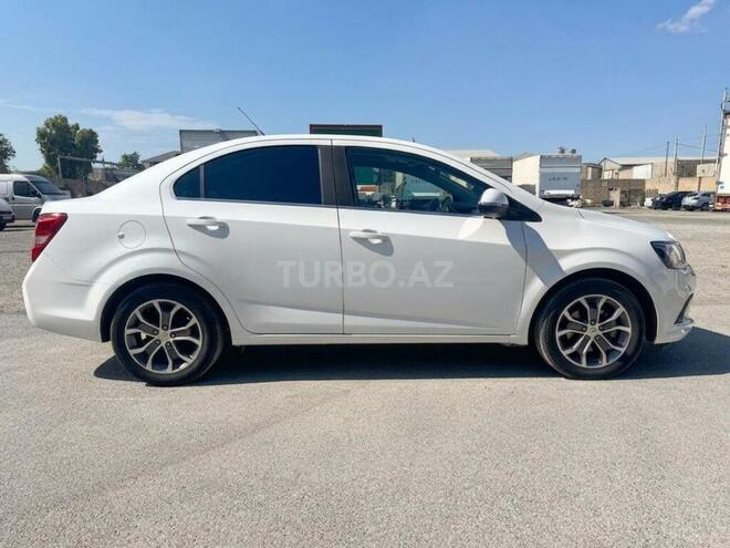 Chevrolet Aveo-2