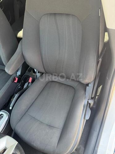 Chevrolet Aveo-12