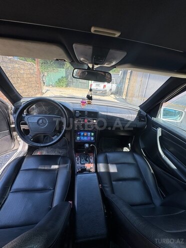Mercedes C 220-13