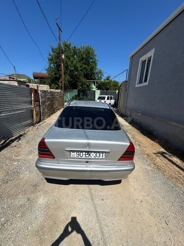 Mercedes C 220-3
