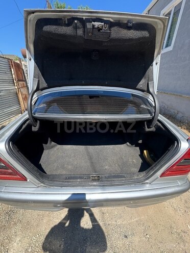 Mercedes C 220-11