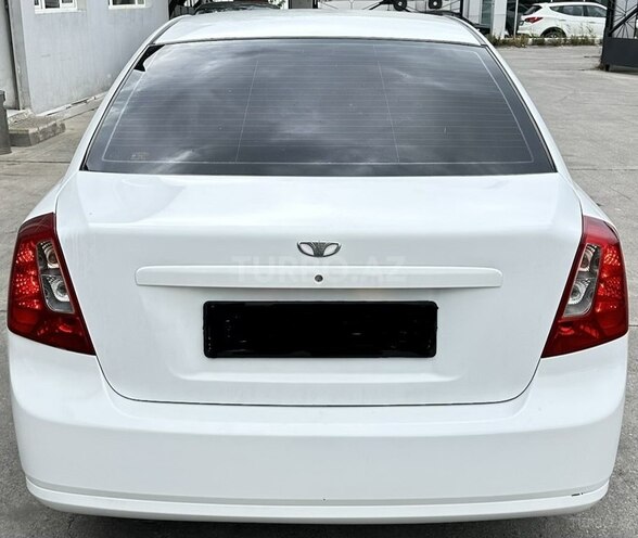 Daewoo Gentra-2