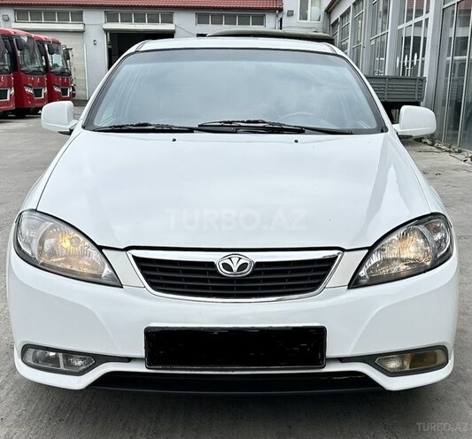 Daewoo Gentra-1