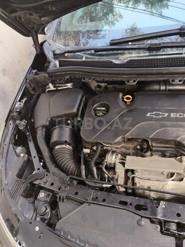 Chevrolet Cruze-12