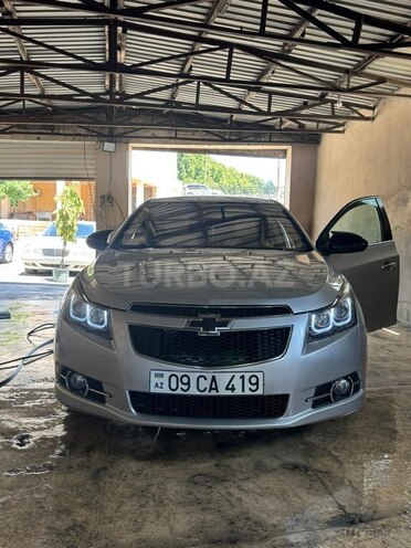 Chevrolet Cruze-1