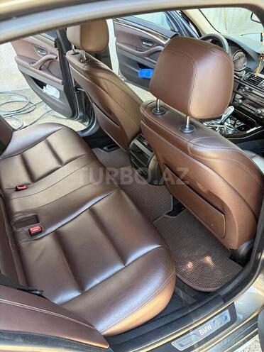BMW 528-8