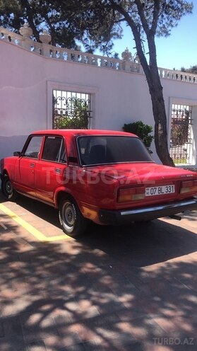 LADA (VAZ) 2107-2