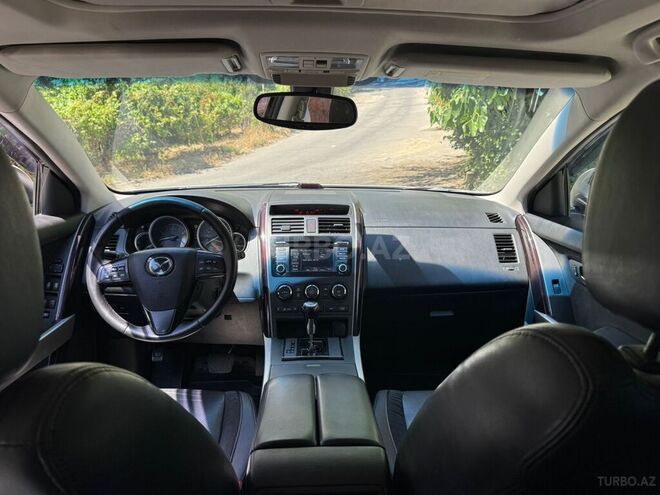 Mazda CX-9-8