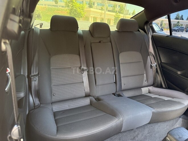 Kia Forte-16