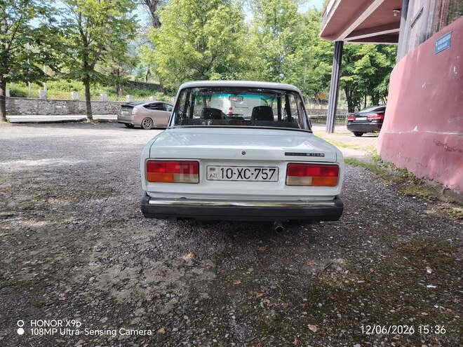 LADA (VAZ) 2107-4