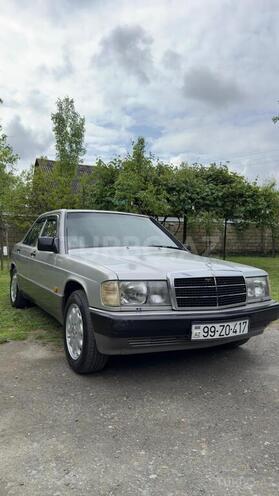 Mercedes 190-2