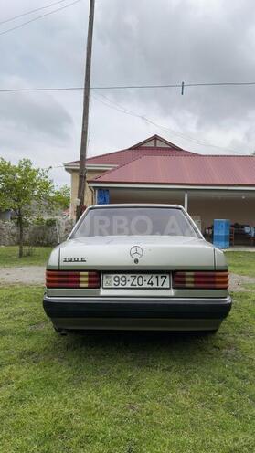 Mercedes 190-5