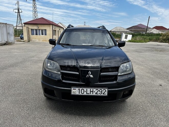 Mitsubishi Outlander-21