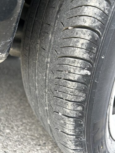 Mitsubishi Outlander-2