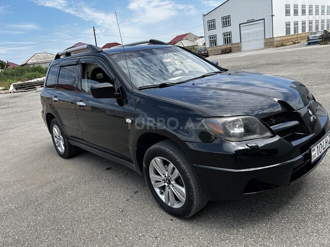 Mitsubishi Outlander-20