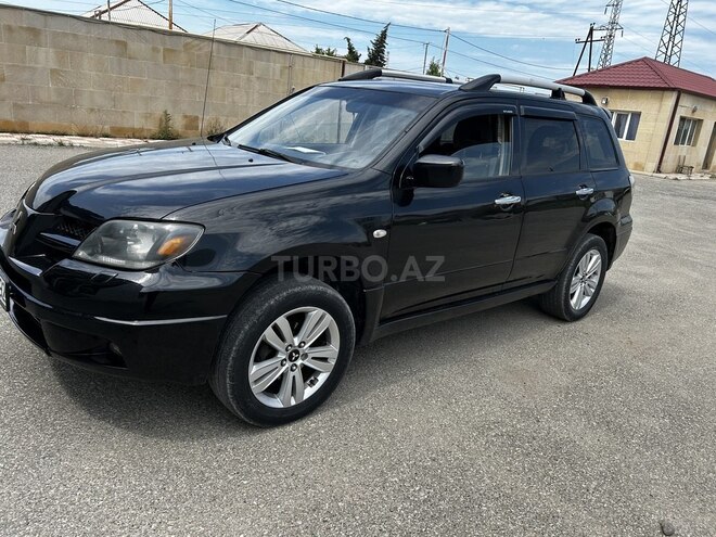 Mitsubishi Outlander-14