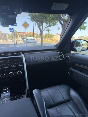 Land Rover Discovery-11