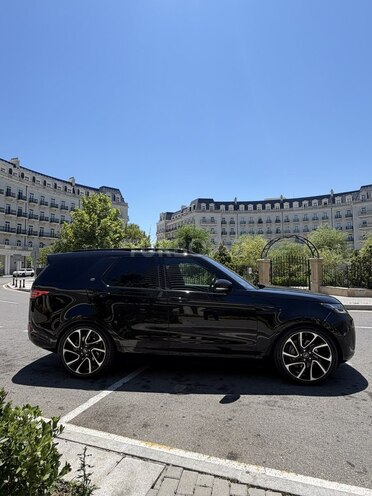 Land Rover Discovery-5