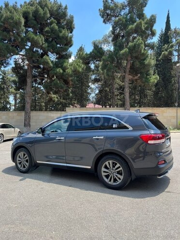 Kia Sorento-4