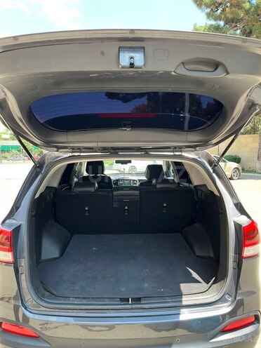 Kia Sorento-9