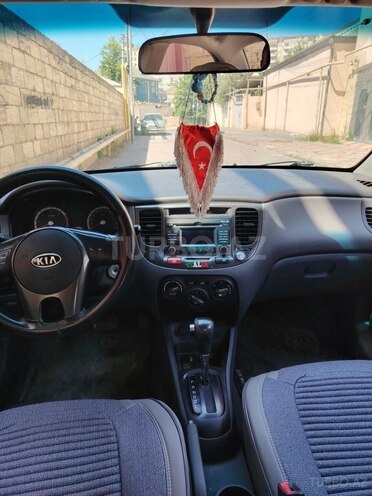 Kia Pride-3
