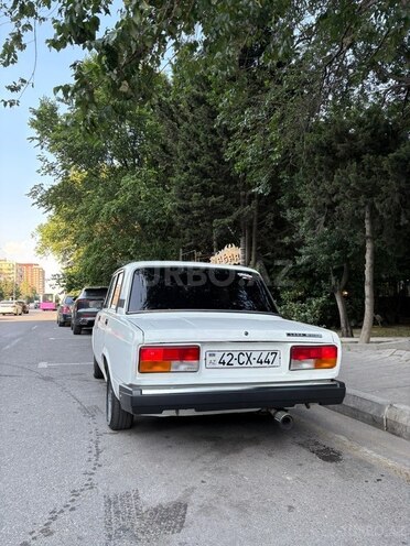 LADA (VAZ) 2107-15