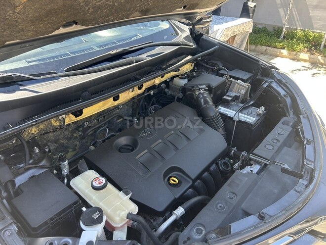 Toyota RAV4-6