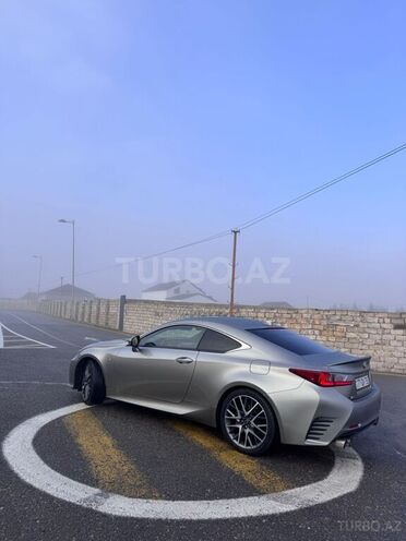 Lexus RC 200t-3
