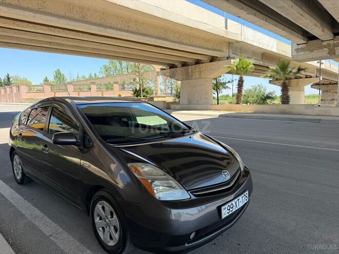 Toyota Prius-9