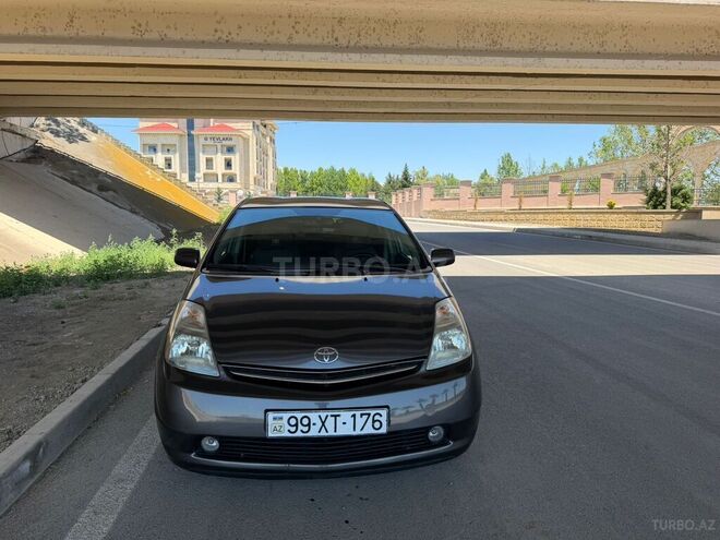 Toyota Prius-1