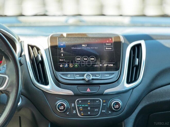 Chevrolet Equinox-13