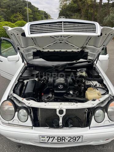 Mercedes E 320-18