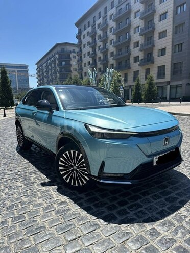 Honda e:NS1-3