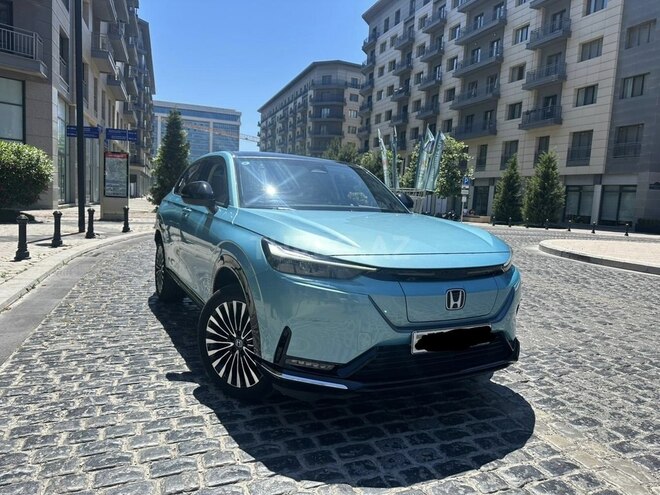 Honda e:NS1-1