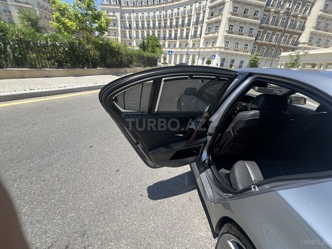 BMW 530-11
