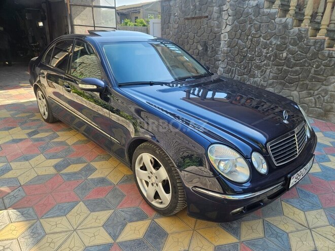 Mercedes E 220-4