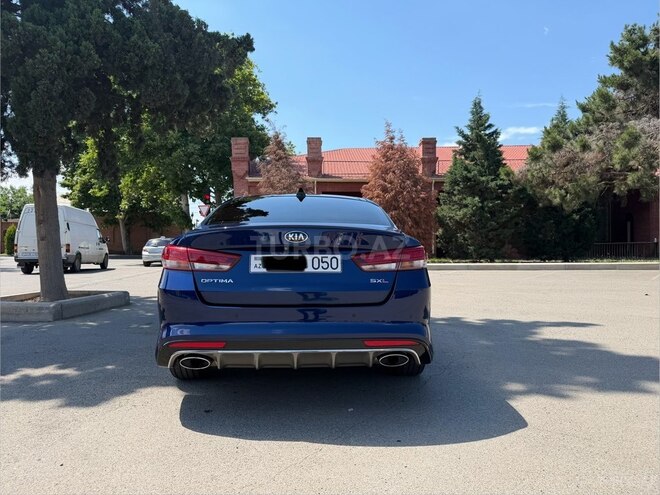 Kia Optima-4
