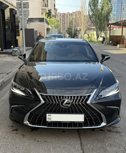 Lexus ES 300h-1