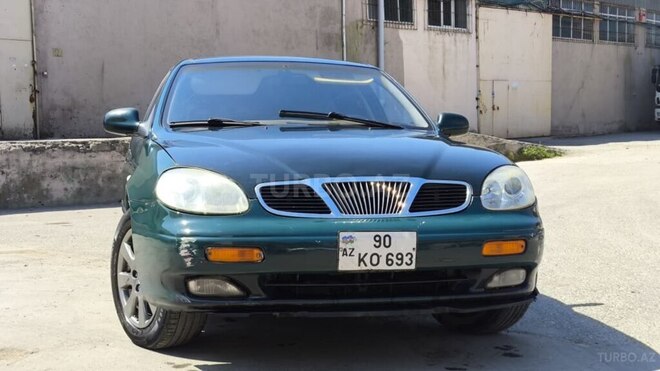 Daewoo Leganza-1
