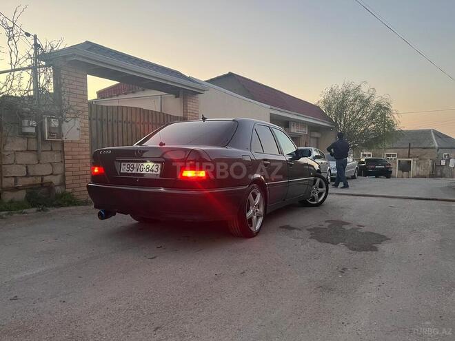 Mercedes C 180-17