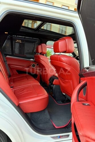 BMW X5 M-16