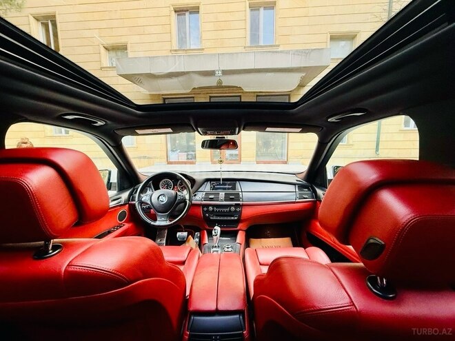 BMW X5 M-12